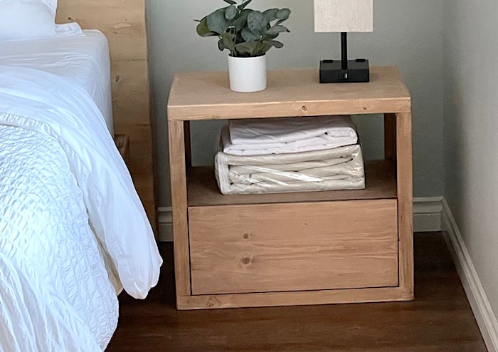 Minimalist deals night stand